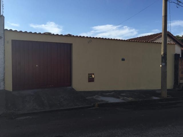 Foto do Casa - Casa para Locação 2 Quartos, 1 Vaga, 10M², Conjunto Costa Telles II, Uberaba - MG | ZUCATO IMOBILIARIA LTDA