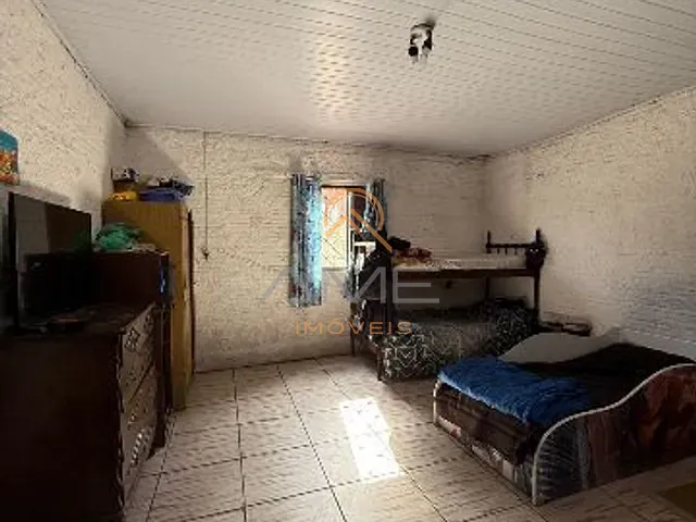 Casa 2 quartos e 1 banheiro, à venda, no bairro Bolaxa em Rio Grande