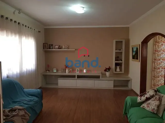 Casa com 325m² 3 quartos e 3 banheiros, à venda, no bairro Jardim Julita em Porto Feliz