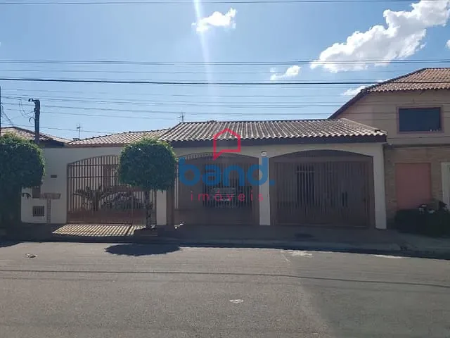 Casa com 325m² 3 quartos e 3 banheiros, à venda, no bairro Jardim Julita em Porto Feliz