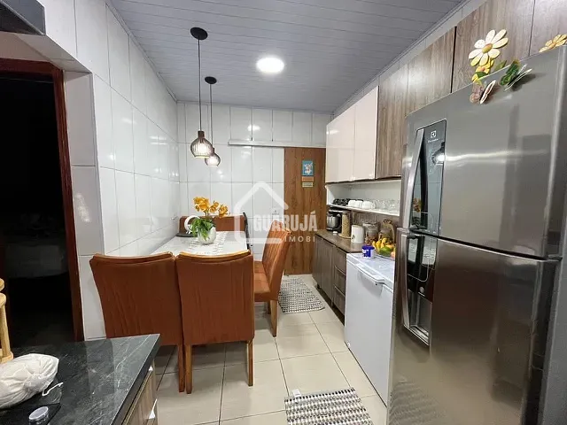 Casa com 45m² 1 quarto e 1 banheiro, à venda, no bairro Sítio Paecara (Vicente de Carvalho) em Guarujá