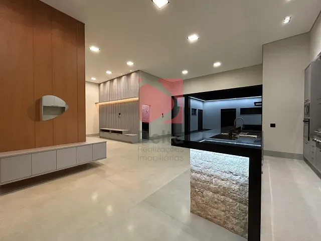 Casa 3 quartos e 1 banheiro, à venda, no bairro Residencial Alto do Jatobá em Pirassununga