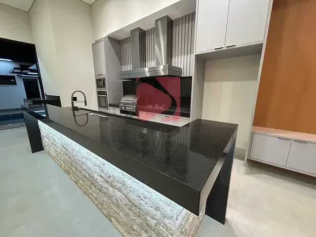 Casa 3 quartos e 1 banheiro, à venda, no bairro Residencial Alto do Jatobá em Pirassununga
