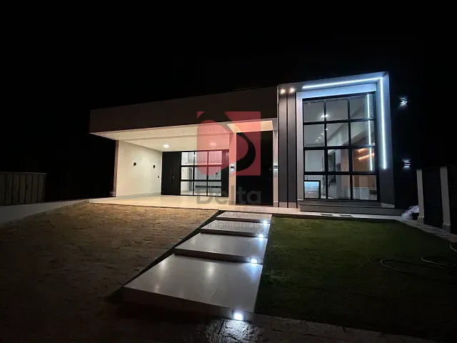 Casa 3 quartos e 1 banheiro, à venda, no bairro Residencial Alto do Jatobá em Pirassununga