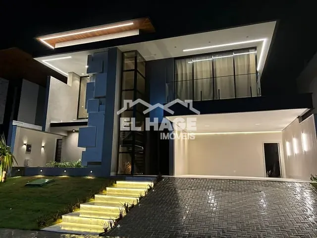 Casa com 466m² 4 quartos e 6 banheiros, à venda, no bairro Ribeirão do Lipa em Cuiabá