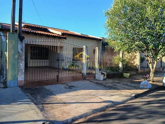 Casa com 250m² 4 quartos e 2 banheiros, à venda, no bairro Alto da Boa Vista em Londrina