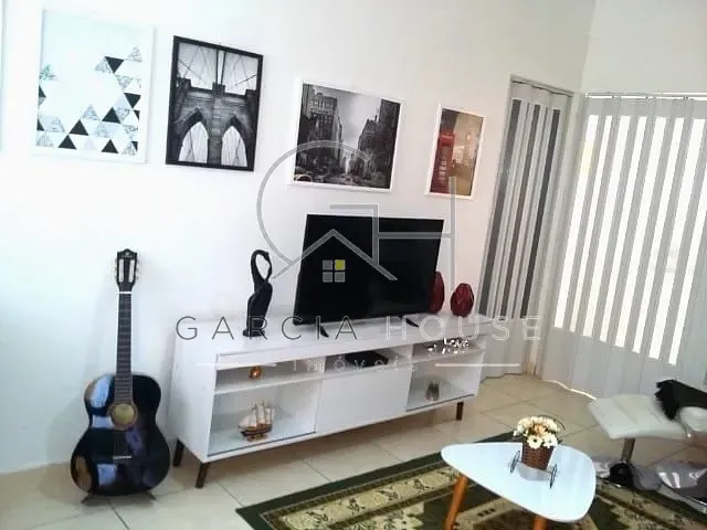 Casa com 160m² 2 quartos e 1 banheiro, à venda, no bairro Parque das Oliveiras em Ribeirão Preto