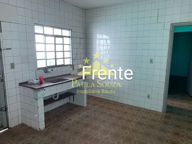 Casa 2 quartos e 2 banheiros, à venda, no bairro Vila Popular em Bauru