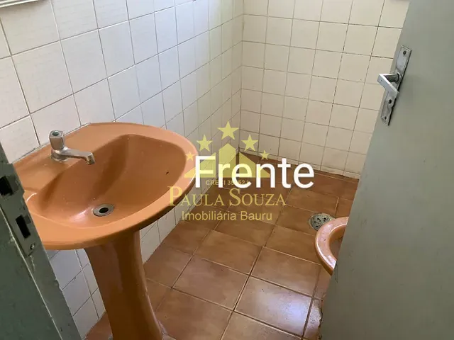 Casa 2 quartos e 2 banheiros, à venda, no bairro Vila Popular em Bauru