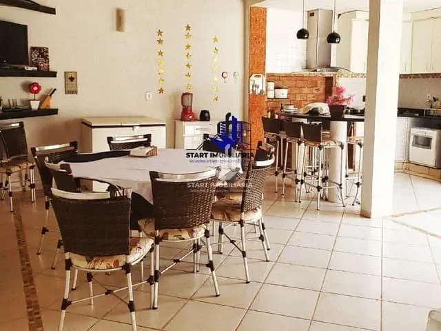 Casa com 360m² 4 quartos e 5 banheiros, à venda, no bairro Altos do Alvorada em Pederneiras