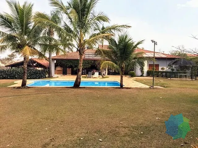 Casa com 2600m² 4 quartos e 5 banheiros, à venda ou para alugar, no bairro Condomínio Fechado Village Haras São Luiz em Salto