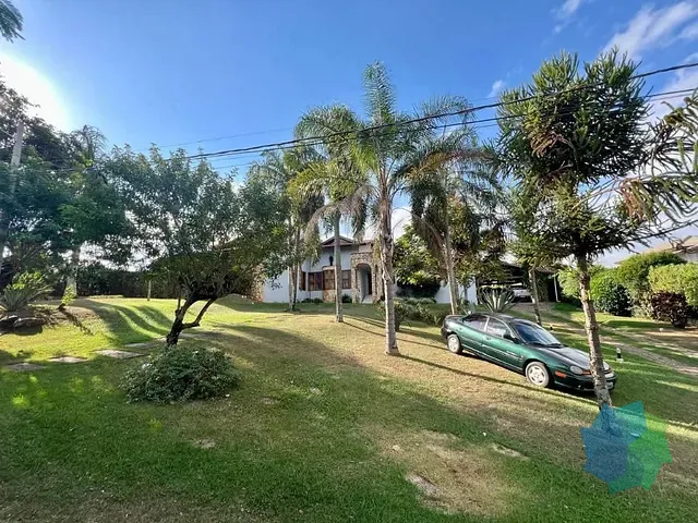 Casa com 2600m² 4 quartos e 5 banheiros, à venda ou para alugar, no bairro Condomínio Fechado Village Haras São Luiz em Salto