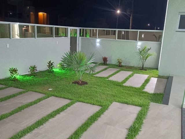 Casa 3 quartos e 4 banheiros, à venda, no bairro Ingleses do Rio Vermelho em Florianópolis