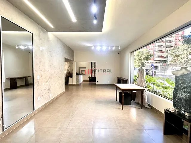Casa para alugar, no bairro Centro em Londrina