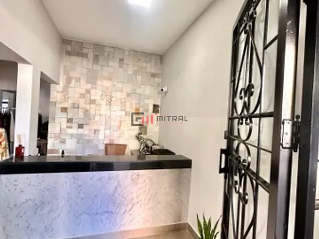 Casa para alugar, no bairro Centro em Londrina