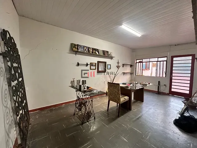 Casa para alugar, no bairro Centro em Londrina