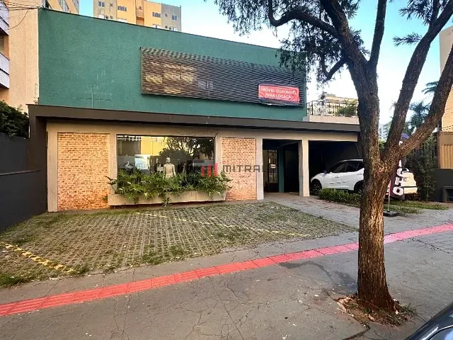 Casa para alugar, no bairro Centro em Londrina