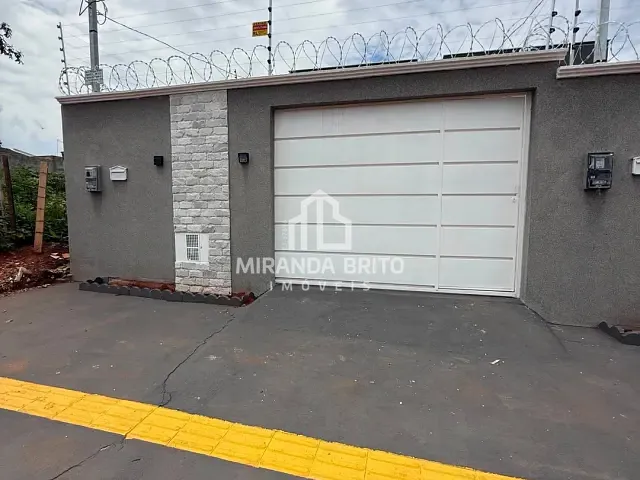 Casa 3 quartos e 2 banheiros, à venda, no bairro Setor Serra Dourada - 3ª Etapa em Aparecida de Goiânia