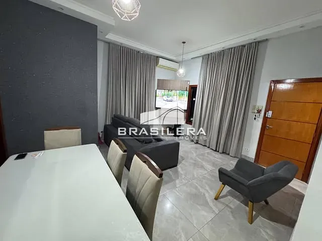 Casa com 161m² 3 quartos e 2 banheiros, à venda, no bairro Sítios Santa Luzia em Aparecida de Goiânia