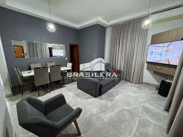 Casa com 161m² 3 quartos e 2 banheiros, à venda, no bairro Sítios Santa Luzia em Aparecida de Goiânia