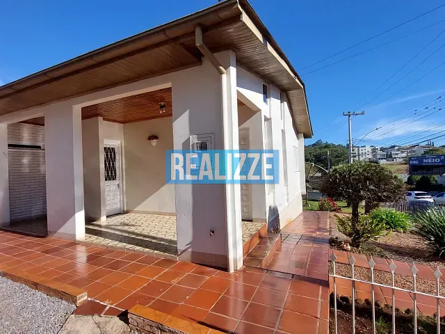 Casa 3 quartos e 1 banheiro, para alugar, no bairro São Cristóvão em Marau