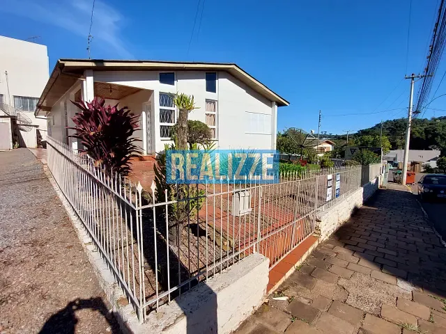 Casa 3 quartos e 1 banheiro, para alugar, no bairro São Cristóvão em Marau