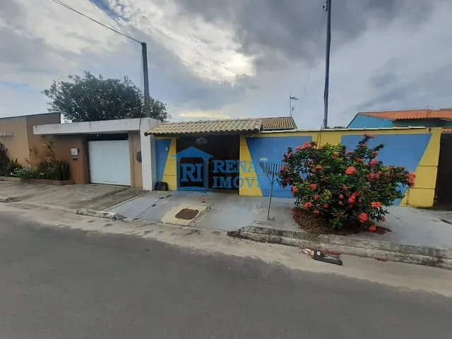 Casa 2 quartos e 3 banheiros, à venda ou para alugar, no bairro Jardim Atlântico Leste (Itaipuaçu) em Maricá