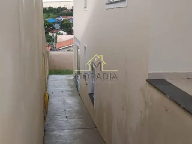 Casa com 360m² 5 quartos e 2 banheiros, à venda, no bairro Alto da Colina em Guaxupé