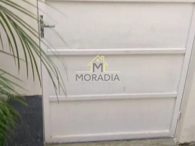 Casa com 360m² 5 quartos e 2 banheiros, à venda, no bairro Alto da Colina em Guaxupé