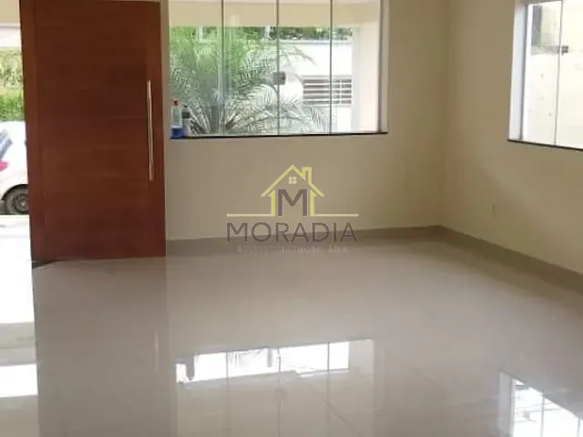 Casa com 360m² 5 quartos e 2 banheiros, à venda, no bairro Alto da Colina em Guaxupé