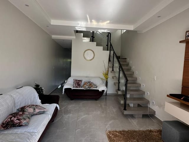 Casa com 150m² 3 quartos e 2 banheiros, à venda, no bairro Campos Olivotti em Extrema