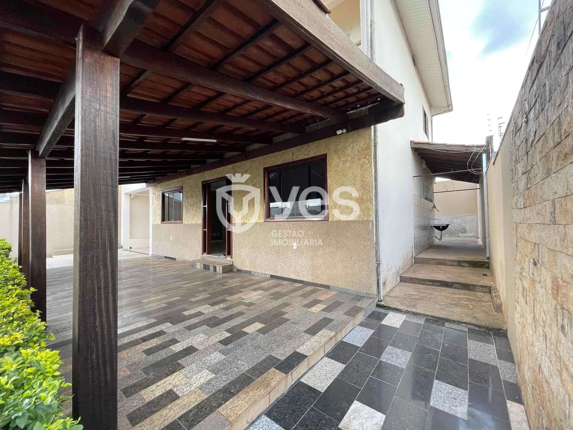 Casa, 4 quartos, 247 m² - Foto 5
