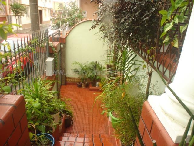 Casa com 147m² 5 quartos e 3 banheiros, à venda, no bairro Poço Rico em Juiz de Fora