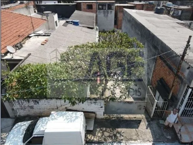 Casa com 320m², à venda, no bairro Vila Nogueira em Diadema
