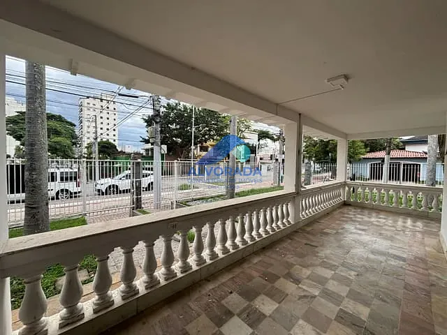 Casa com 800m² 4 quartos e 5 banheiros, à venda ou para alugar, no bairro Jardim Apolo em São José dos Campos
