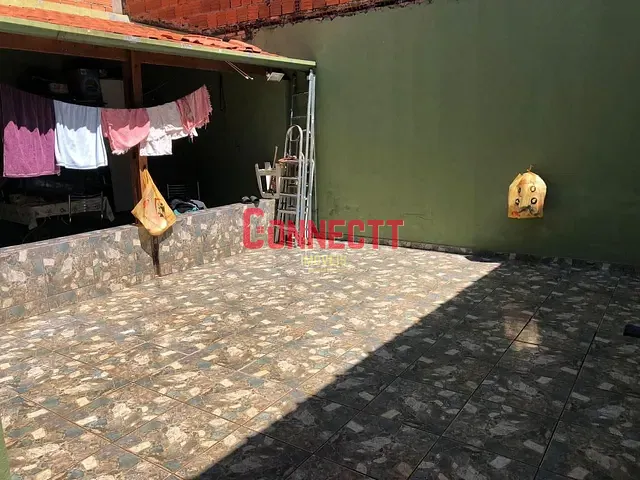 Casa com 160m² 2 quartos e 1 banheiro, à venda, no bairro Jardim Florestan Fernandes em Ribeirão Preto
