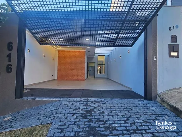 Casa com 169m² 3 quartos e 2 banheiros, à venda, no bairro Jardim Novo Horizonte em Maringá