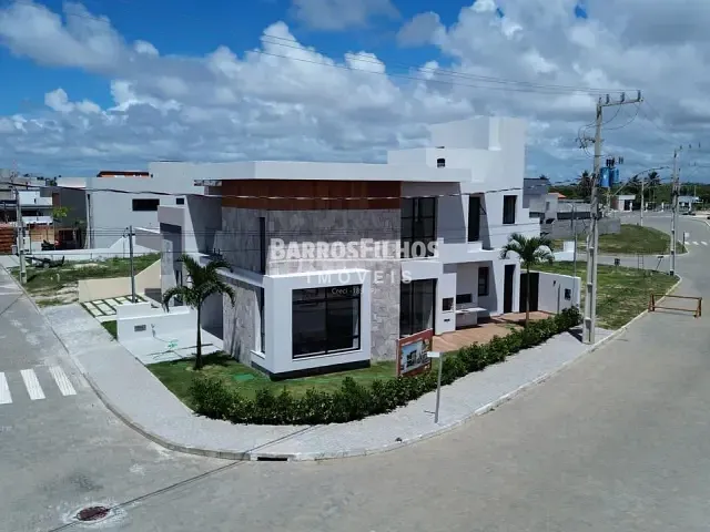 Casa com 215m² 3 quartos e 4 banheiros, à venda, no bairro Olhos D'água em Barra dos Coqueiros