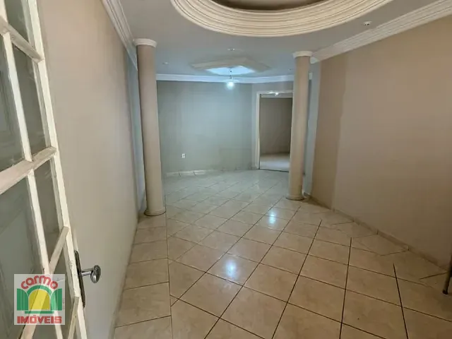 Casa com 330m² 3 quartos e 3 banheiros, para alugar, no bairro Vila Miguel Jorge em Anápolis