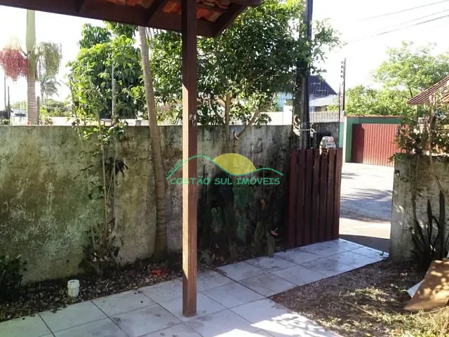 Casa com 461m² 5 quartos e 2 banheiros, à venda, no bairro Campeche em Florianópolis