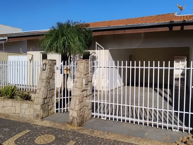 Casa com 360m² 3 quartos e 2 banheiros, à venda, no bairro Santa Cruz em Americana