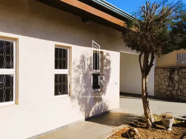Casa com 360m² 3 quartos e 2 banheiros, à venda, no bairro Santa Cruz em Americana