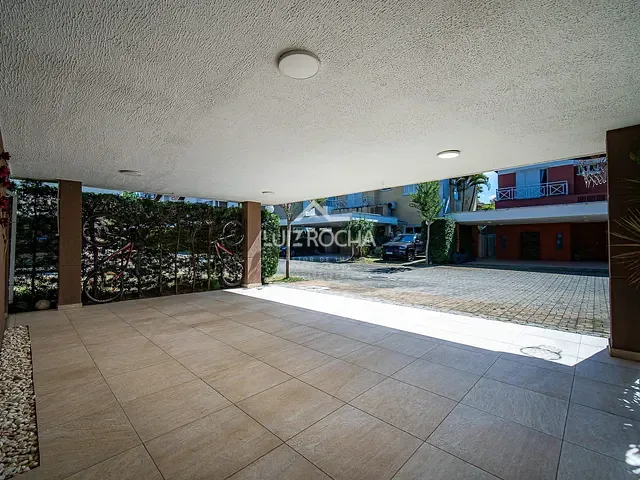 Casa com 614m² 4 quartos e 6 banheiros, à venda, no bairro Jardim São Vicente em Cotia