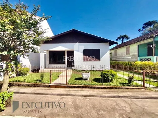 Casa com 130m² 3 quartos e 3 banheiros, à venda, no bairro Centro em Arroio Do Meio