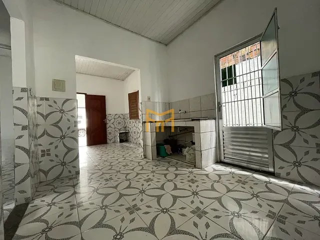 Casa 3 quartos e 2 banheiros, à venda, no bairro Centro em Ananindeua