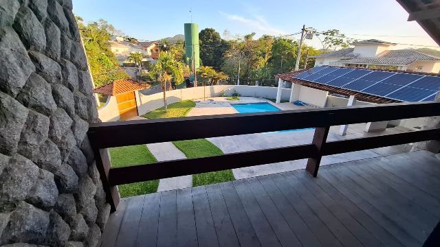 Casa com 400m² 3 quartos e 4 banheiros, à venda, no bairro Badu em Niterói