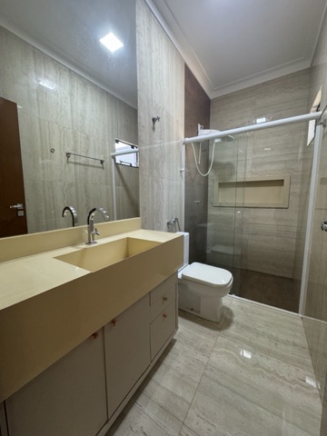 Casa com 358m² 3 quartos e 2 banheiros, à venda, no bairro Residencial Beija-flor em Nova Mutum