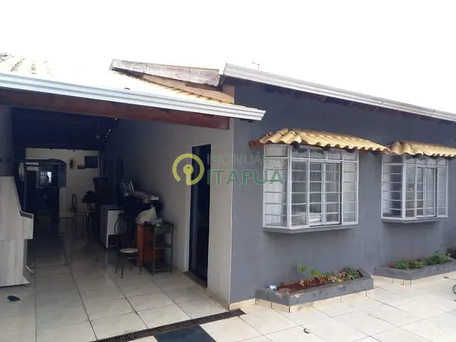 Casa com 200m² 3 quartos e 2 banheiros, à venda, no bairro Jardim Itapoá em Londrina