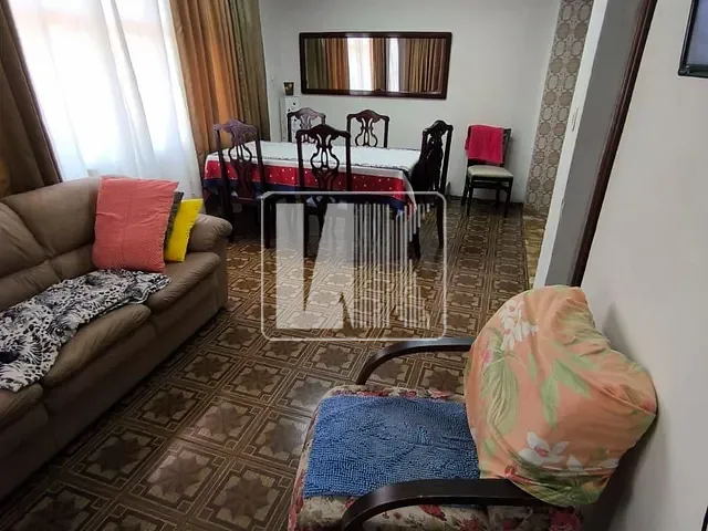 Casa com 354m² 2 quartos e 2 banheiros, à venda, no bairro Vila Sacadura Cabral em Santo André