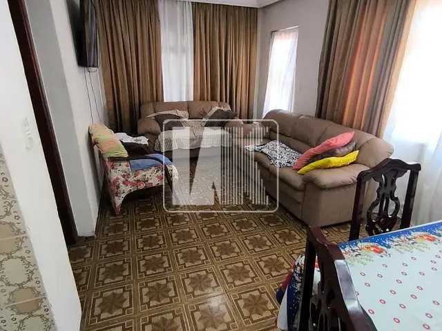 Casa com 354m² 2 quartos e 2 banheiros, à venda, no bairro Vila Sacadura Cabral em Santo André